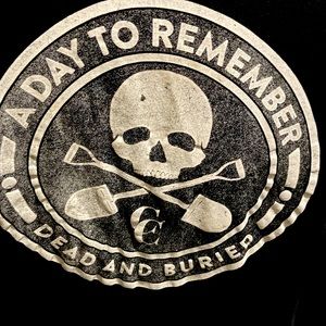 NEW A Day To Remember top